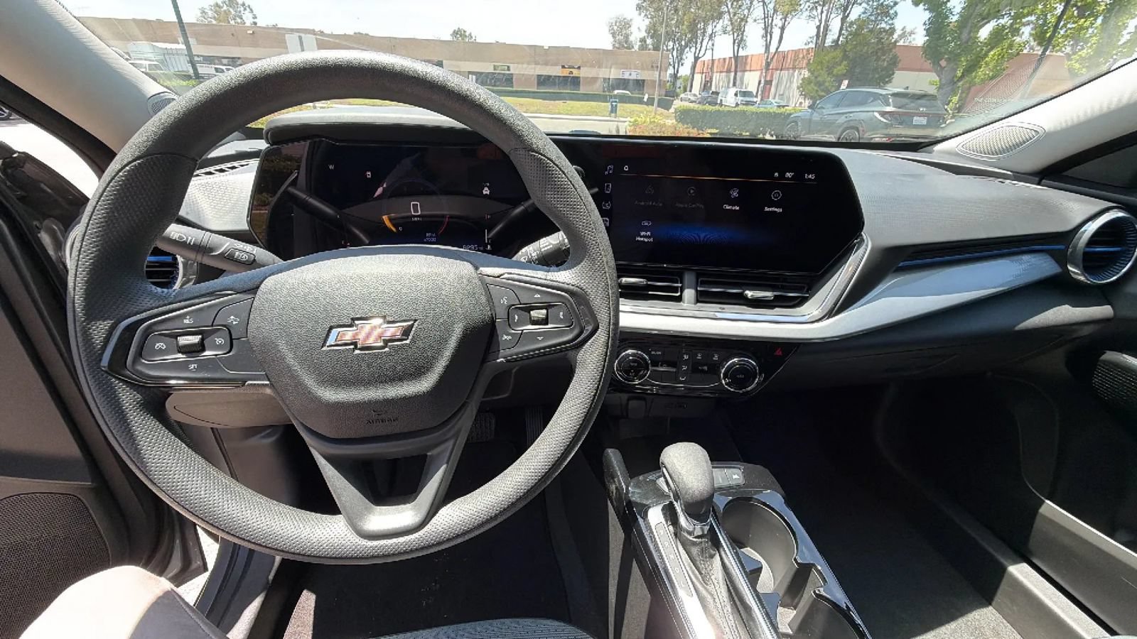 Used 2026 Chevrolet Trax LT FWD image 19