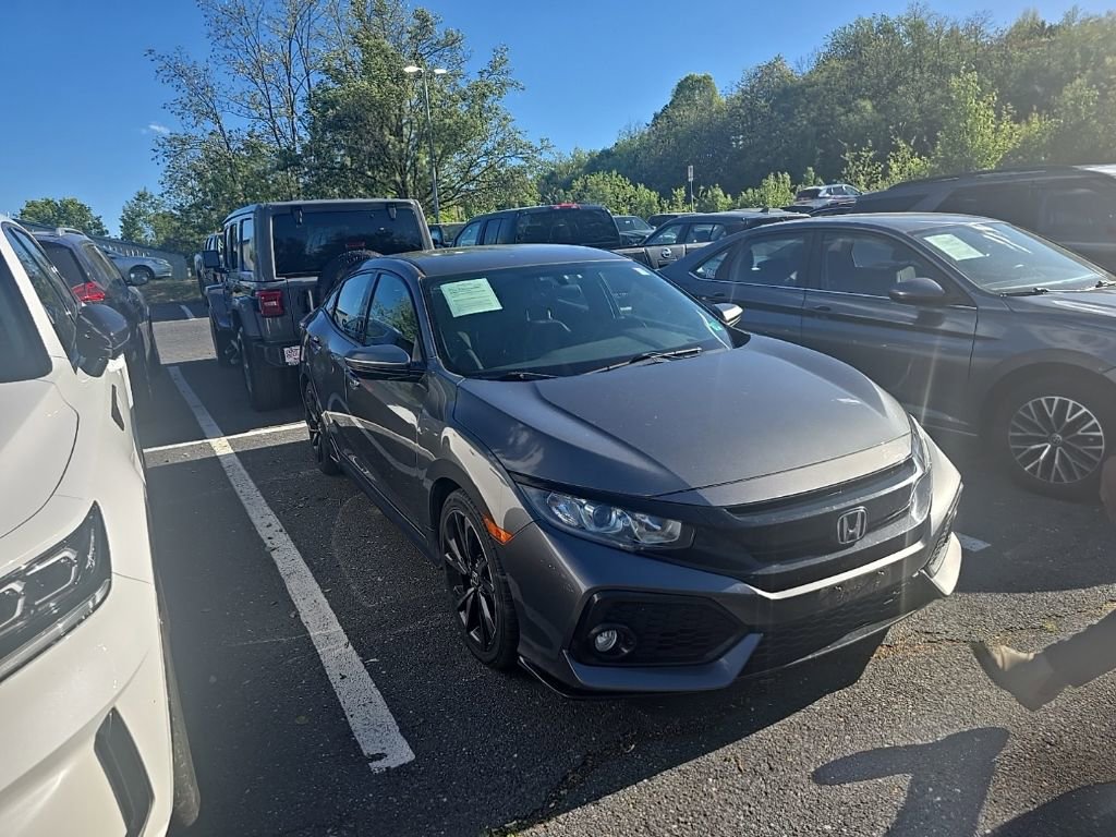 Used 2018 Honda Civic Sport image 2
