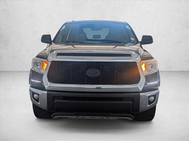 Used 2017 Toyota Tundra SR5 w/ SR5 Upgrade Package RWD image 2