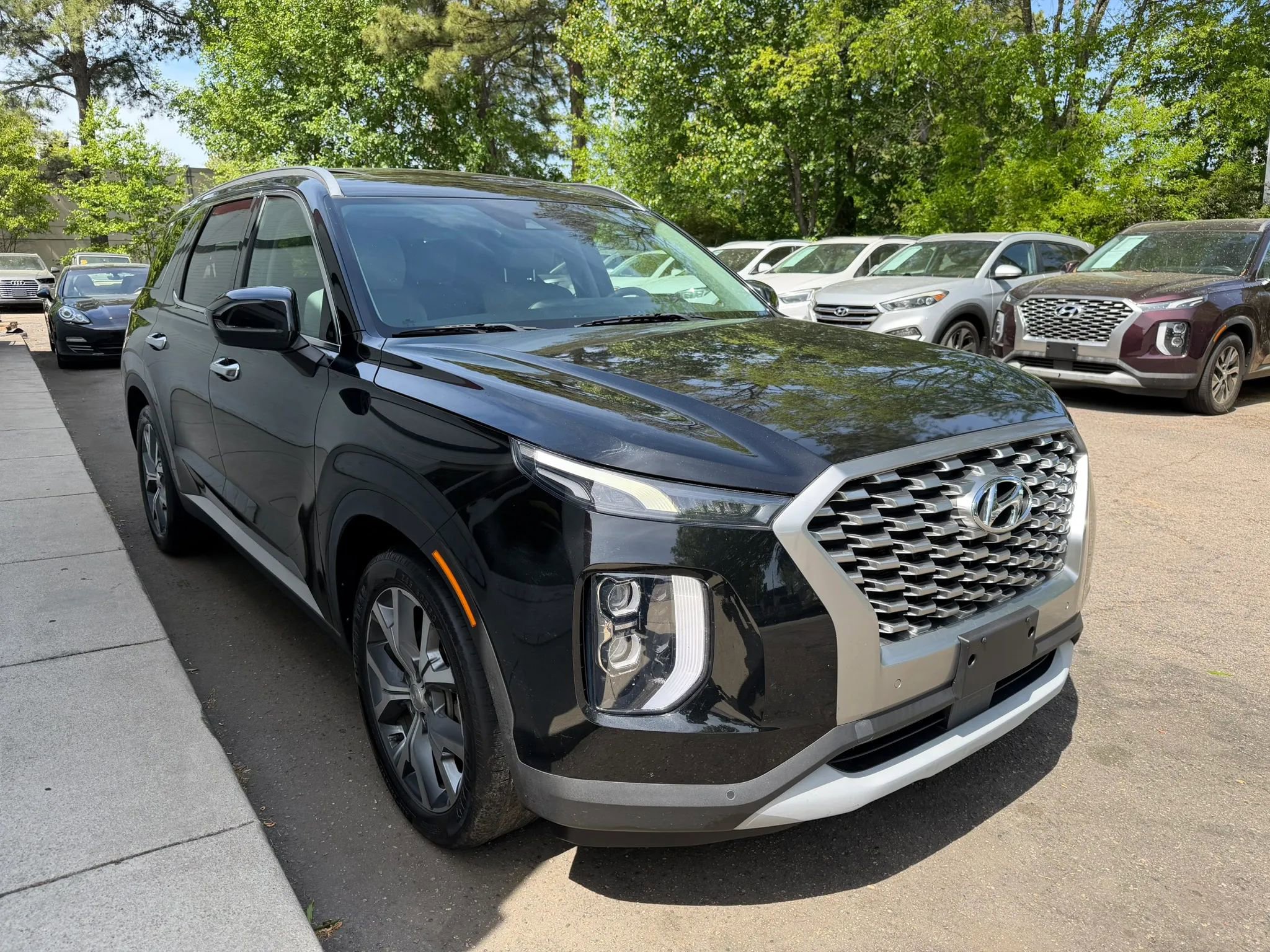Used 2021 Hyundai Palisade SEL w/ Convenience Package FWD image 4