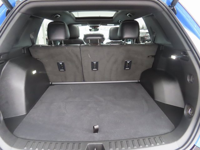 New 2026 GMC Terrain AT4 w/ Convenience Package III image 32