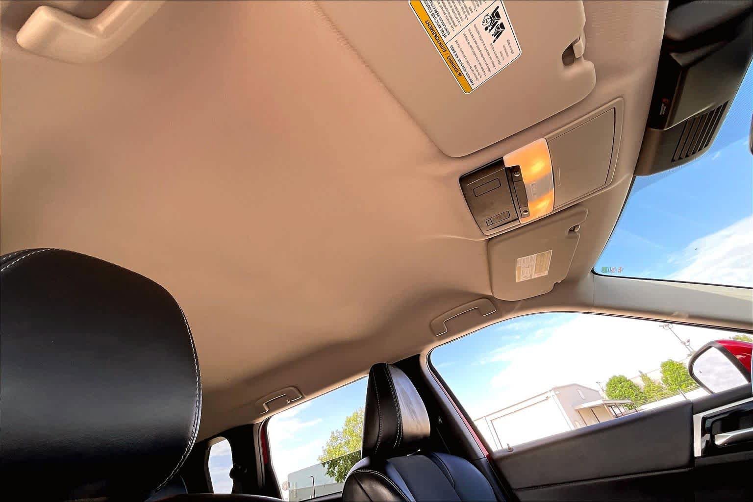 Used 2024 Mitsubishi Outlander SE FWD image 28