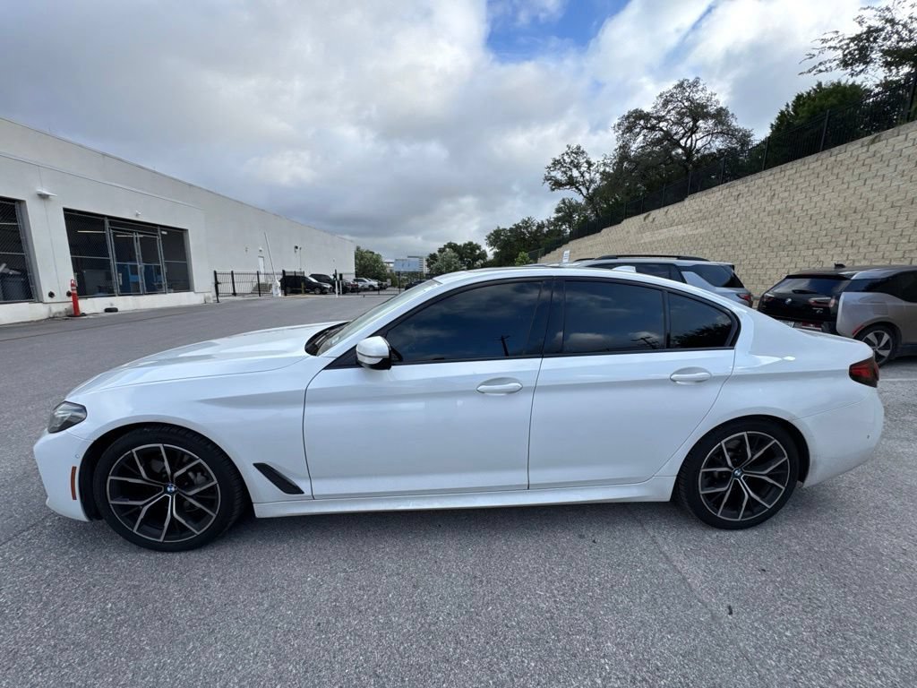 Used 2021 BMW 530i xDrive w/ M Sport Package AWD/4WD image 5