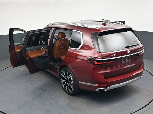 Used 2024 BMW X7 xDrive40i AWD/4WD image 40