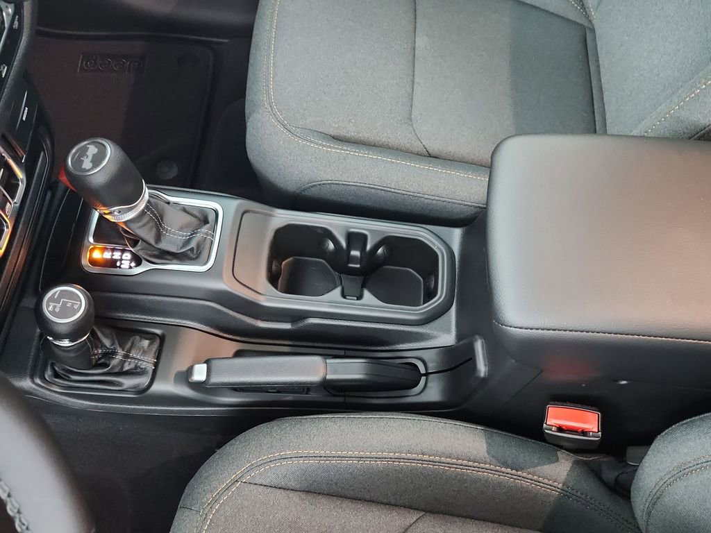 New 2025 Jeep Wrangler Sport S image 29