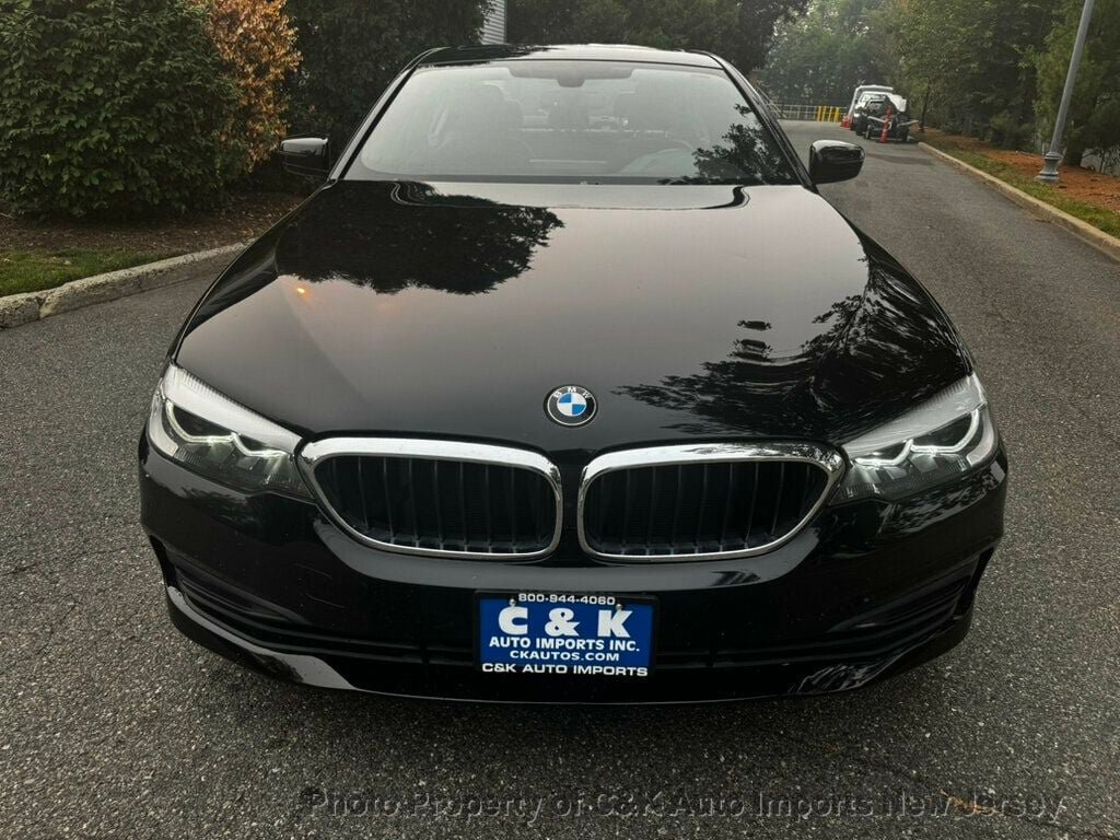 Used 2018 BMW 530i xDrive AWD/4WD image 8