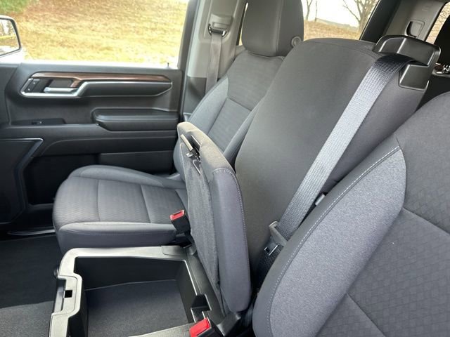 Used 2024 Chevrolet Silverado 1500 LT image 28