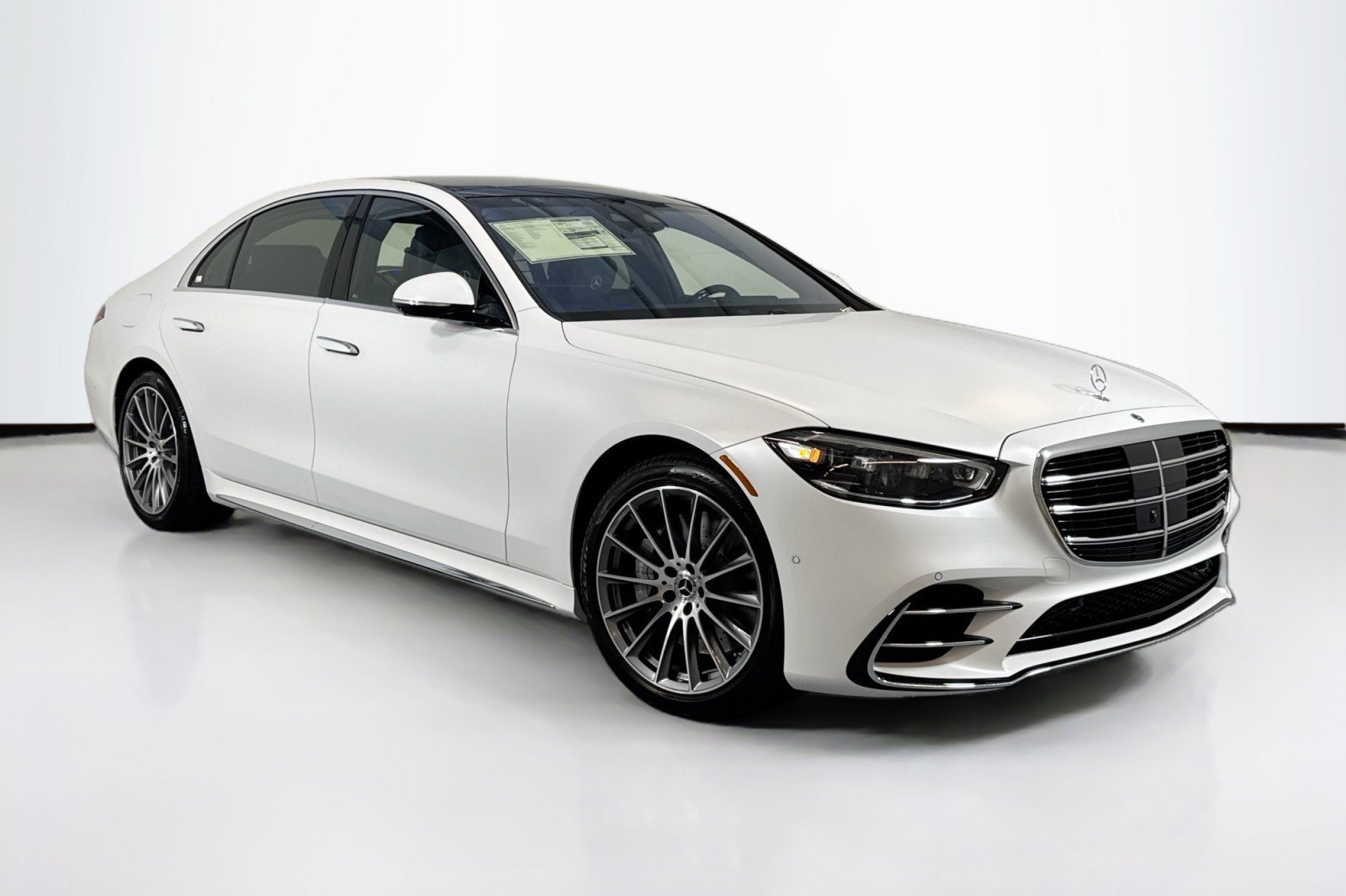 New 2026 Mercedes-Benz S 580 4MATIC Sedan image 3