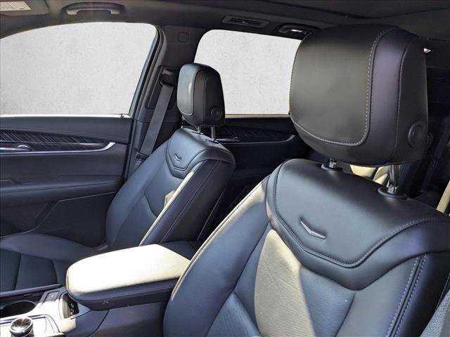 Used 2024 Cadillac XT6 Premium Luxury w/ Technology Package image 15