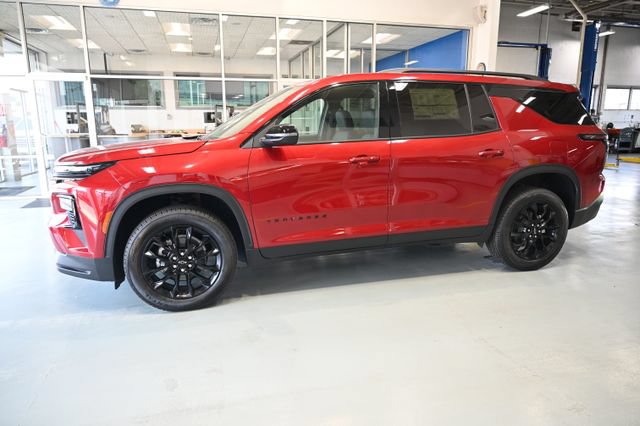 New 2026 Chevrolet Traverse LT w/ Midnight/Sport Edition FWD image 7