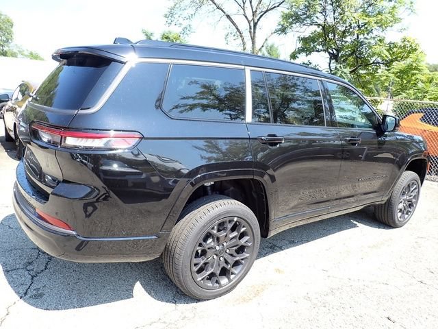 New 2027 Jeep Grand Cherokee L Summit AWD/4WD image 7