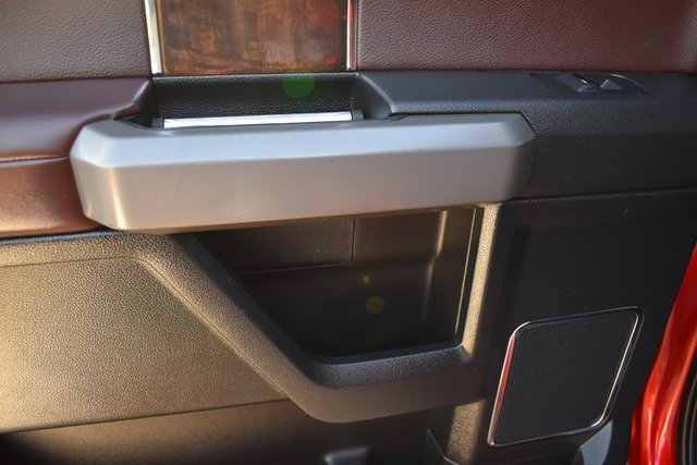 Used 2016 Ford F150 Platinum w/ Equipment Group 701A Luxury image 10