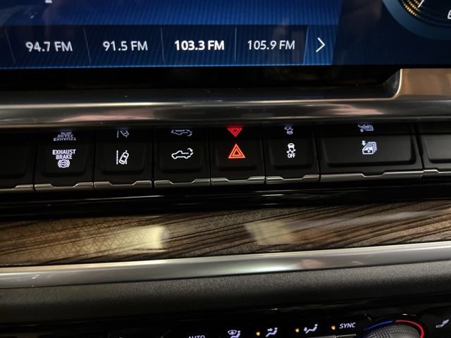 Used 2025 Chevrolet Silverado 2500 LT w/ Convenience Package image 40