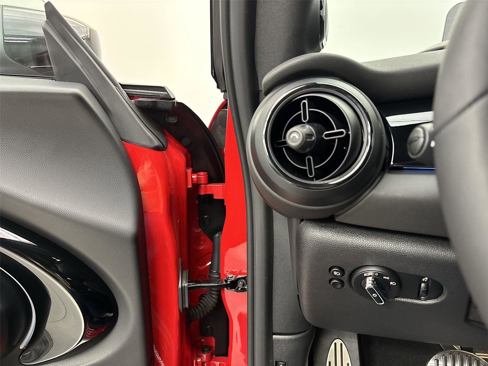 Used 2024 MINI Cooper John Cooper Works image 31