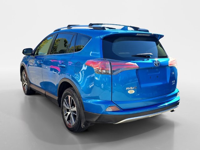 Used 2016 Toyota RAV4 XLE AWD/4WD image 14