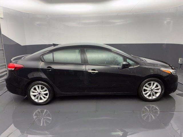 Used 2017 Kia Forte S FWD image 5
