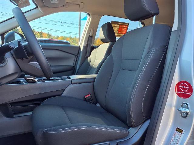 Certified 2025 Nissan Rogue S image 6