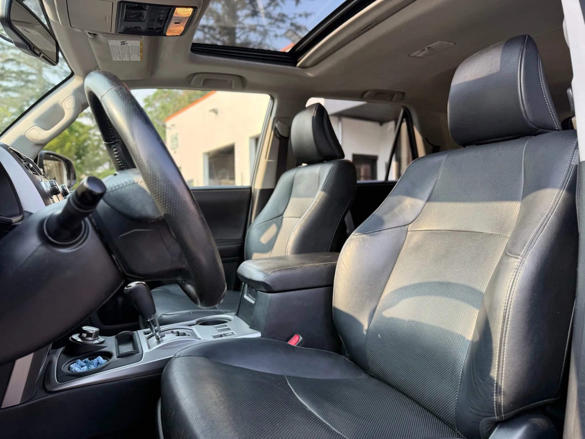 Used 2016 Toyota 4Runner Limited AWD/4WD image 25
