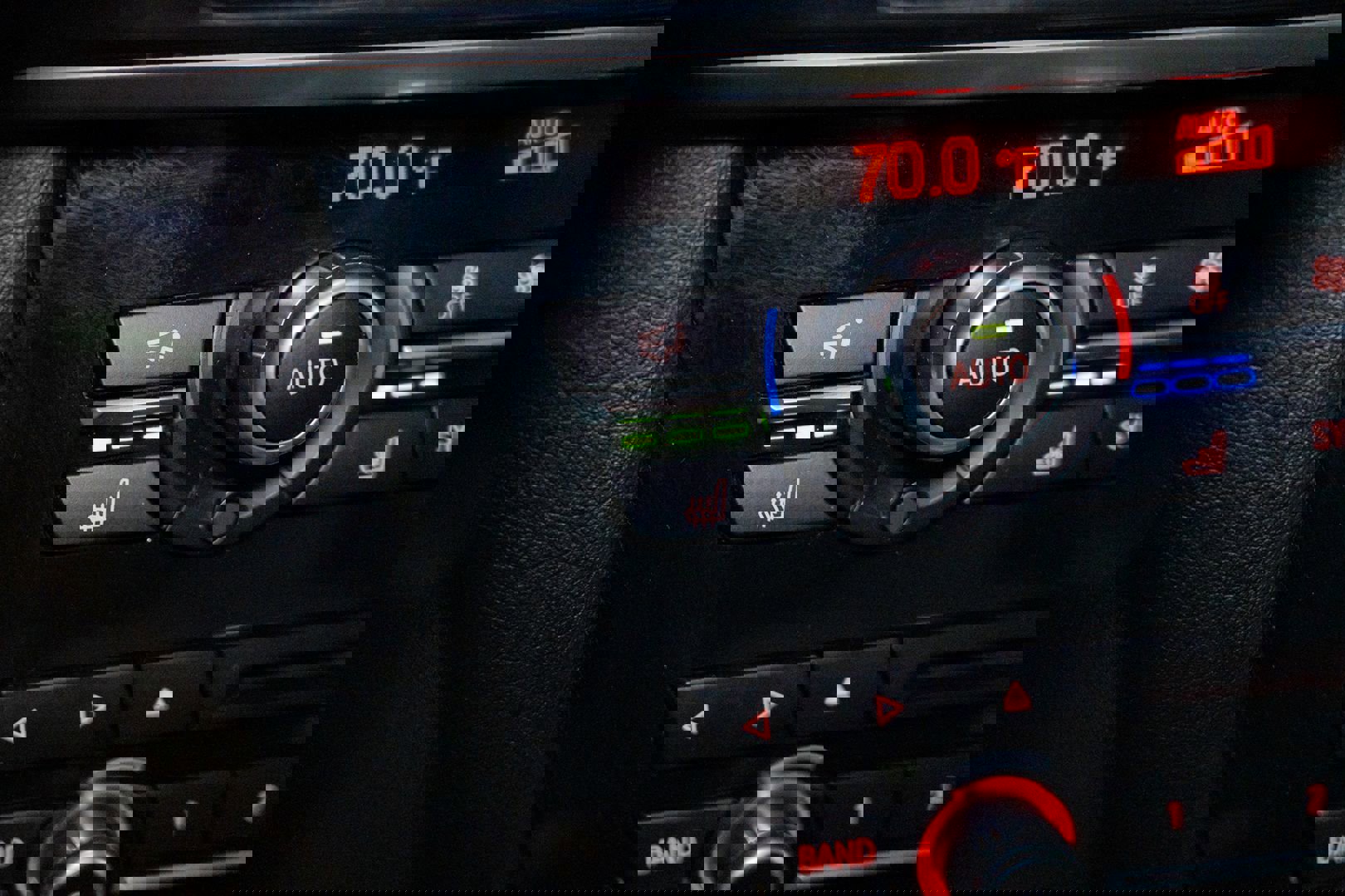 Used 2015 BMW X5 M image 46