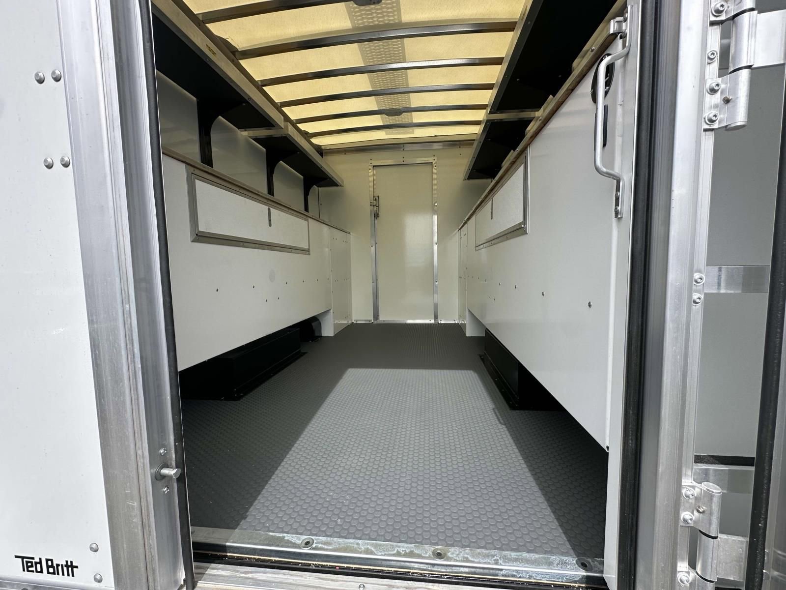 New 2025 Chevrolet Express 3500 RWD image 9