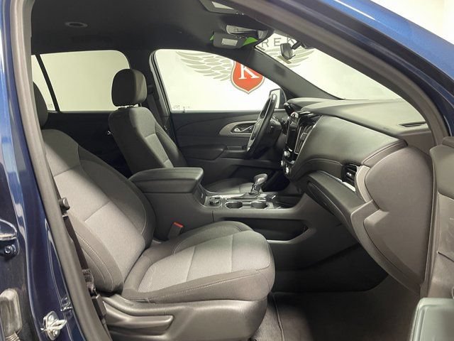 Used 2023 Chevrolet Traverse LT AWD/4WD image 22