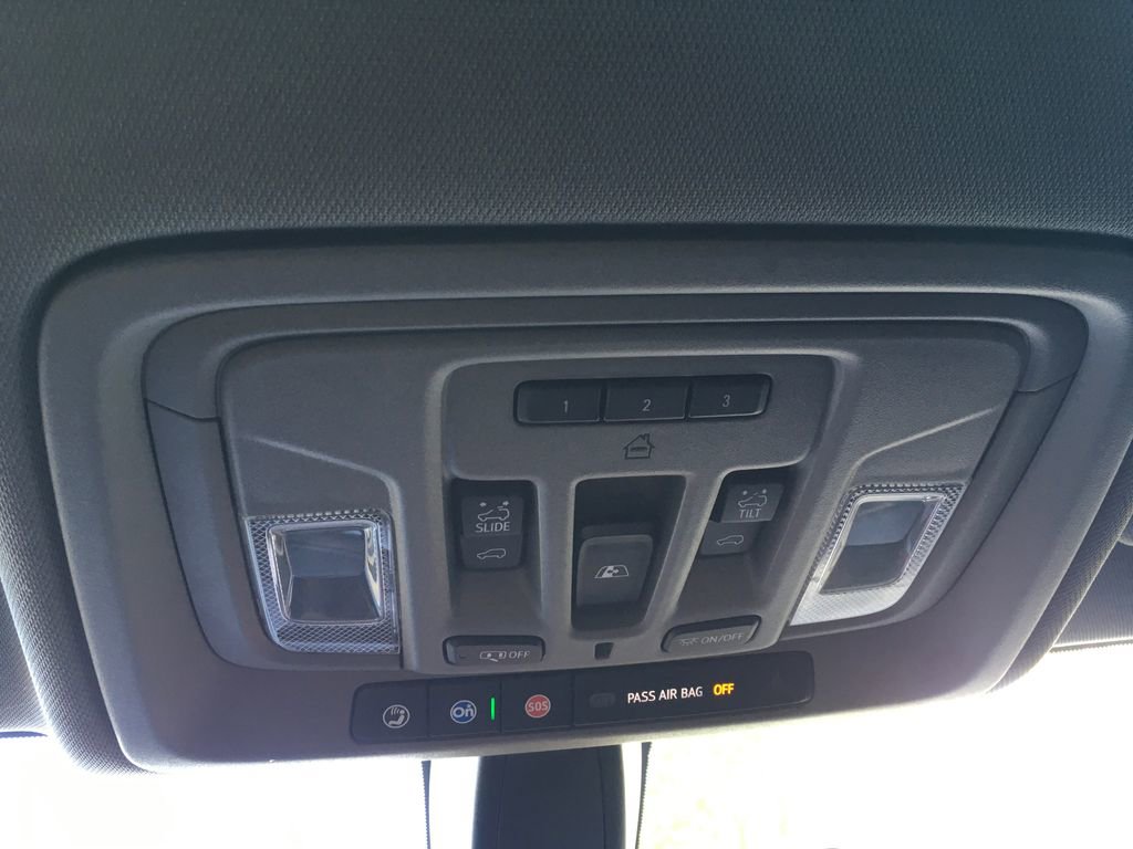 Used 2020 Chevrolet Silverado 1500 RST AWD/4WD image 16
