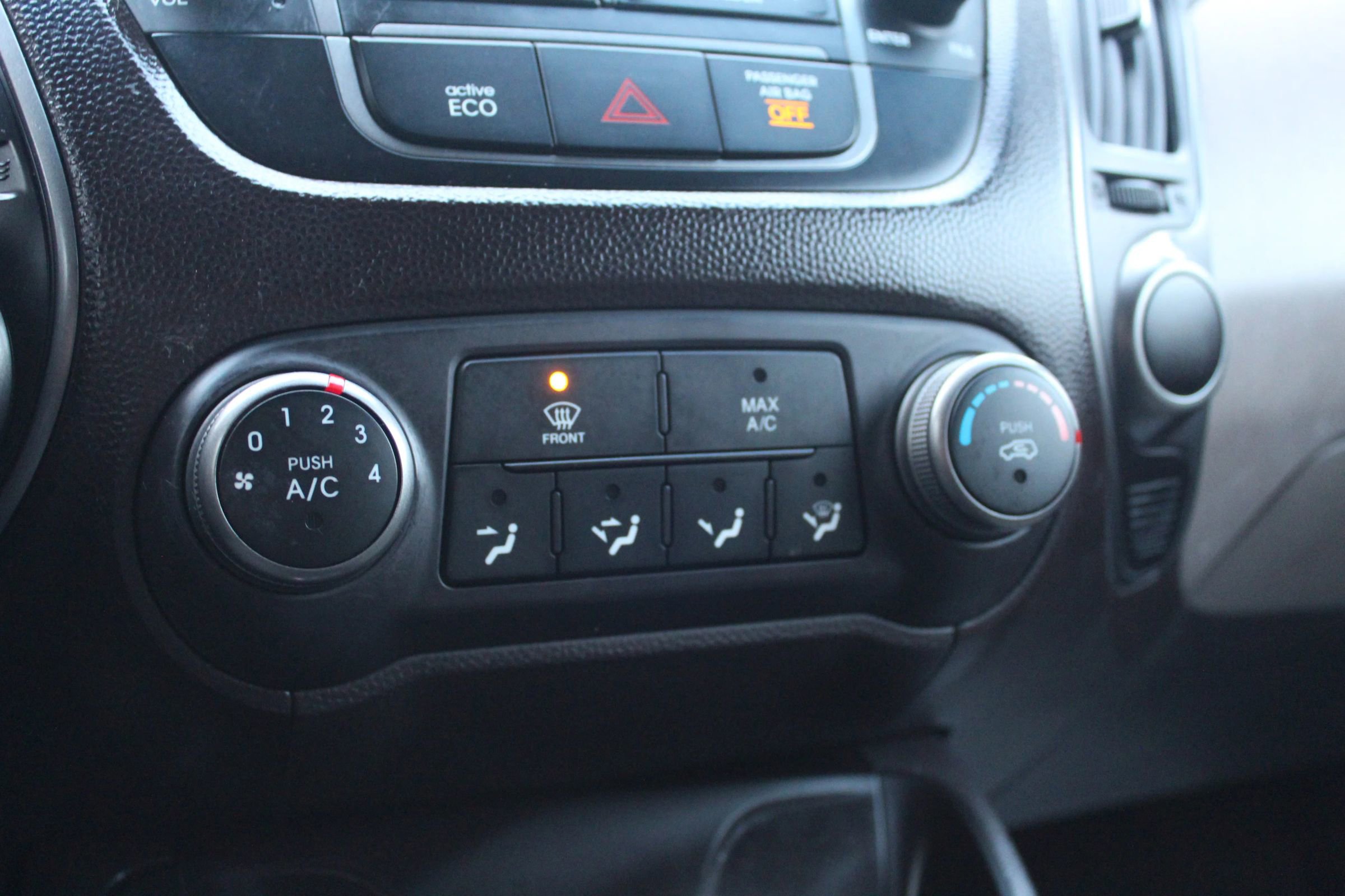 Used 2015 Hyundai Tucson GLS w/ Option Group 02 AWD/4WD image 29