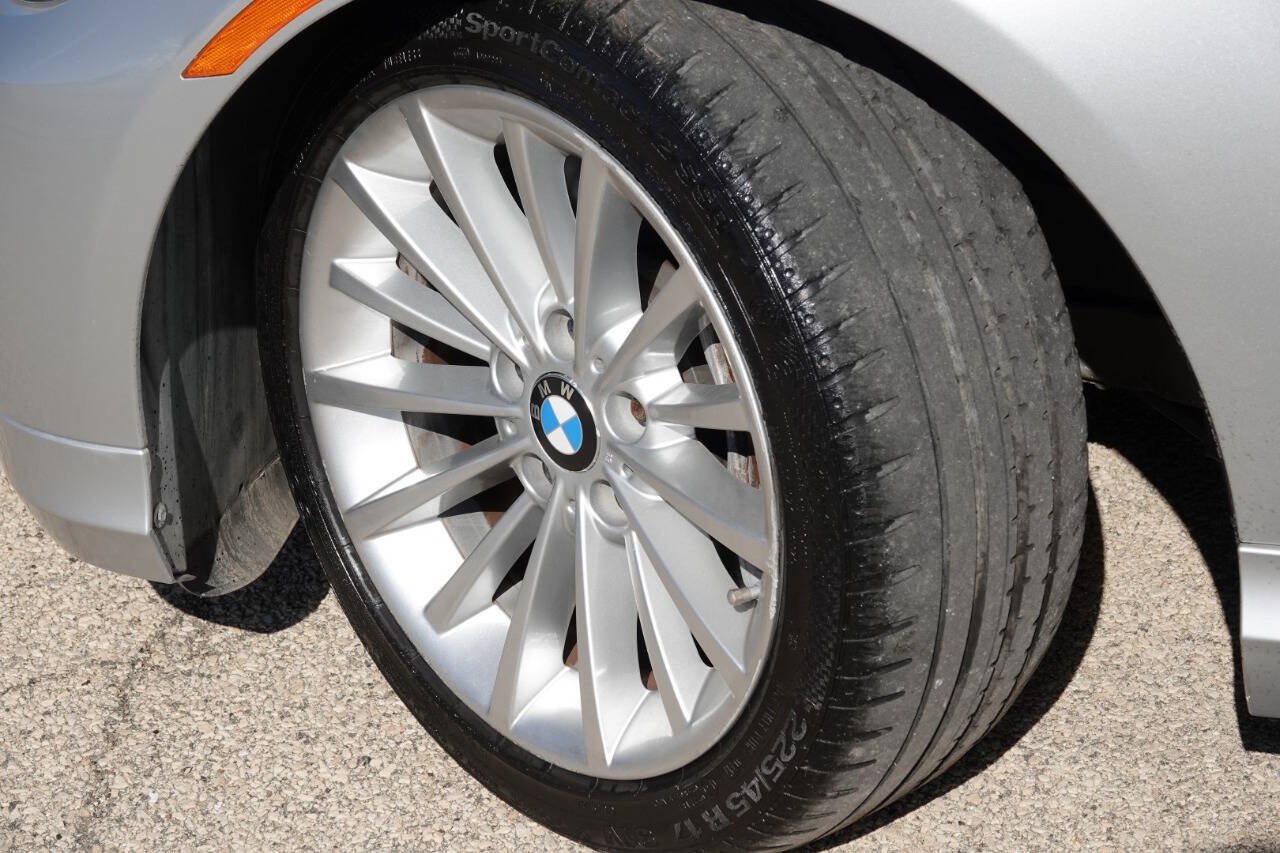 Used 2011 BMW 335d Sedan RWD image 29