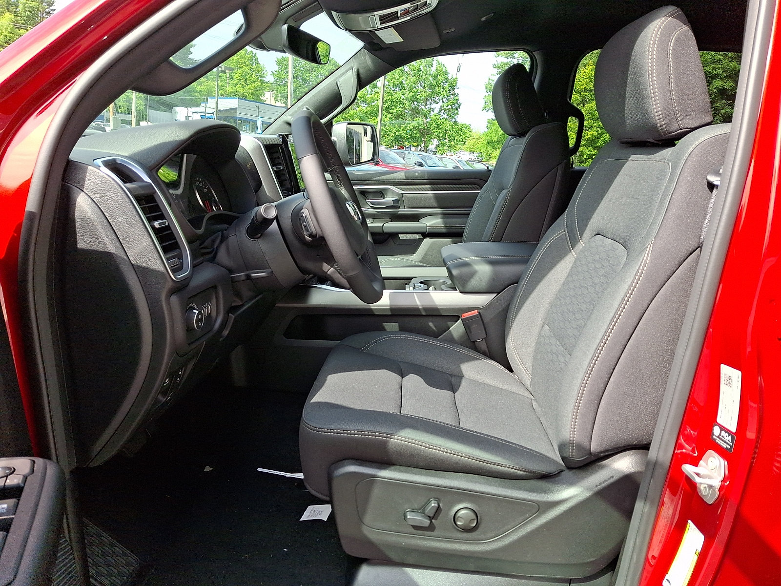 New 2026 RAM 1500 Big Horn AWD/4WD image 9