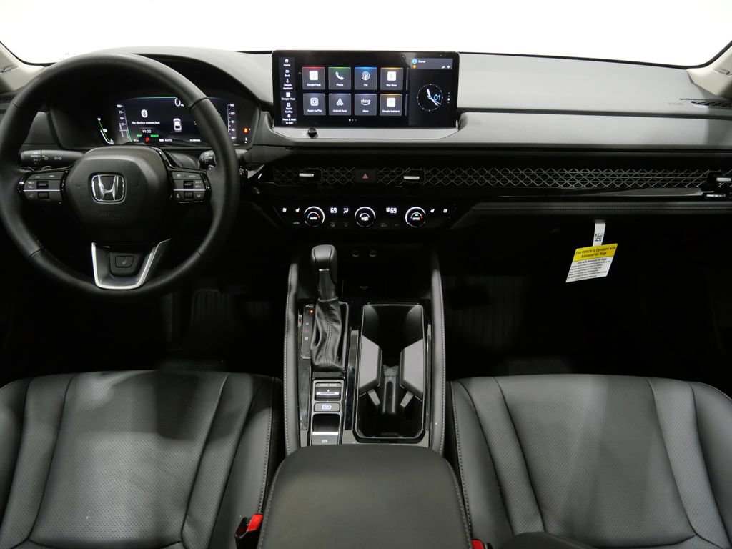Used 2025 Honda Accord Touring image 11