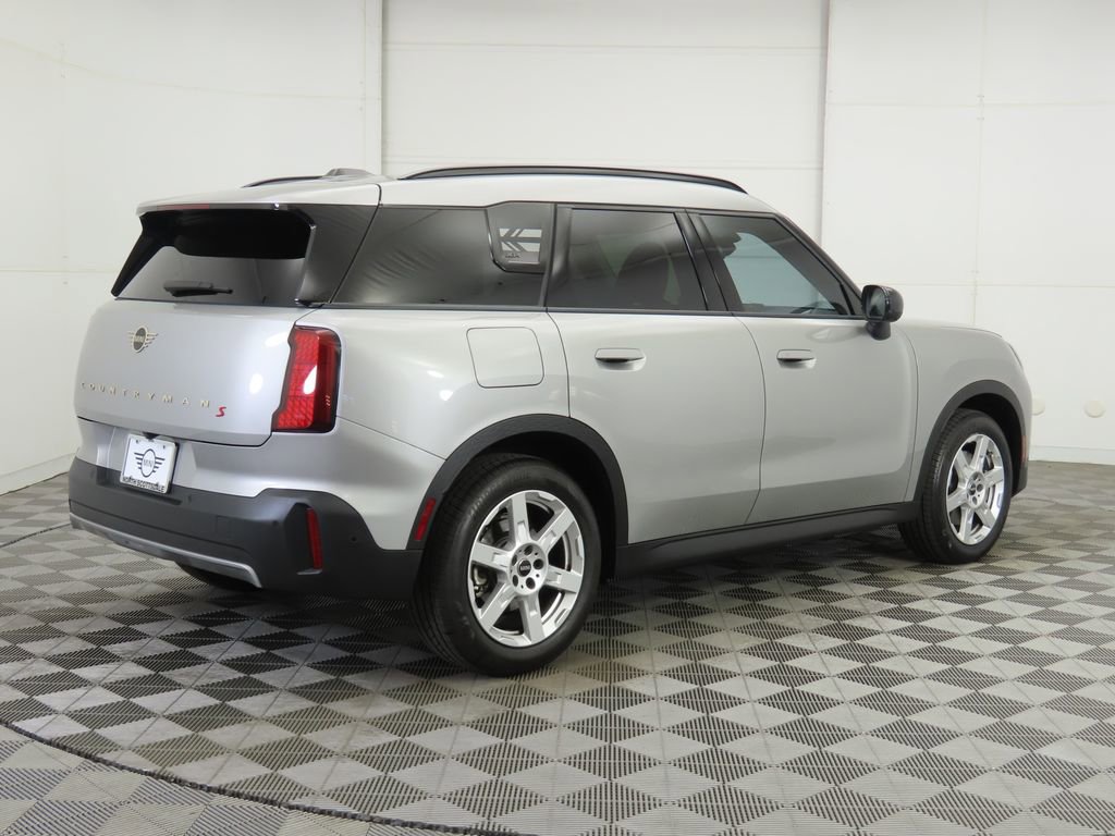 Certified 2025 MINI Cooper Countryman S image 9