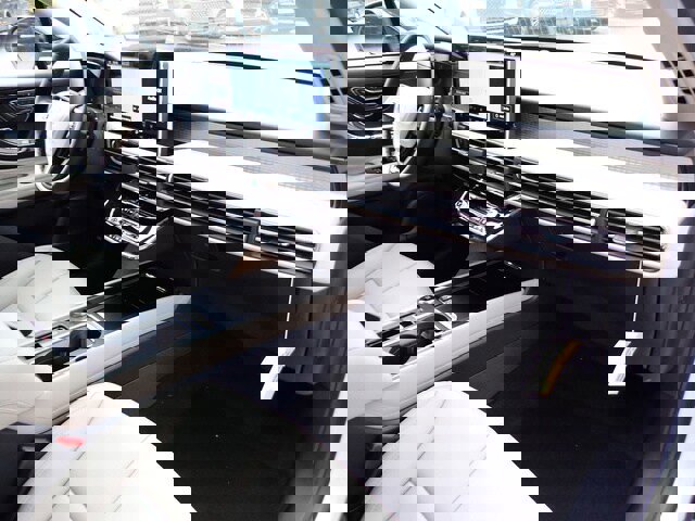 New 2026 Lincoln Corsair Premiere image 34