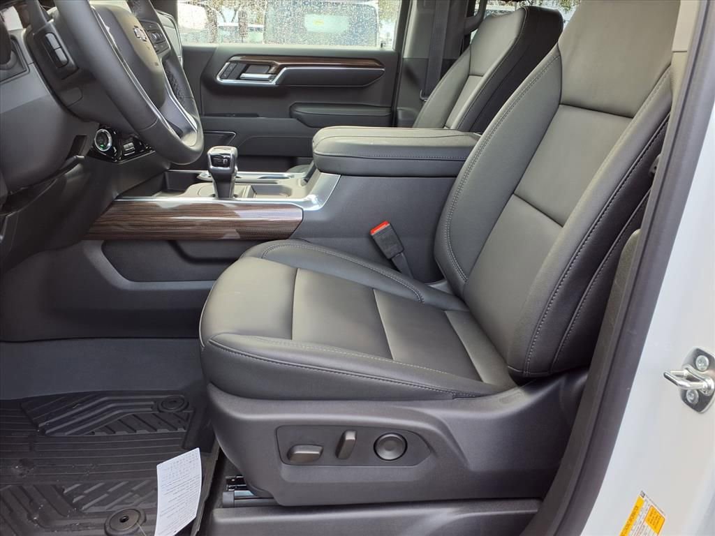 New 2026 Chevrolet Silverado 1500 RST w/ RST All Star Premium Package image 8