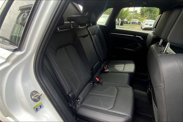 Certified 2024 Audi Q3 2.0T Premium image 19
