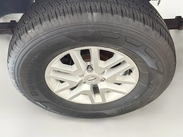 Used 2018 Nissan Frontier SV AWD/4WD image 28