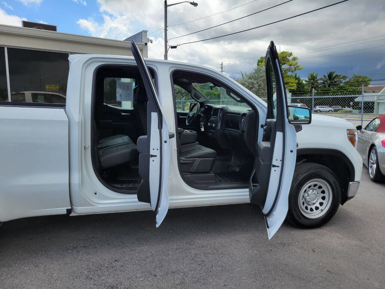 Used 2021 GMC Sierra 1500 2WD Double Cab image 11