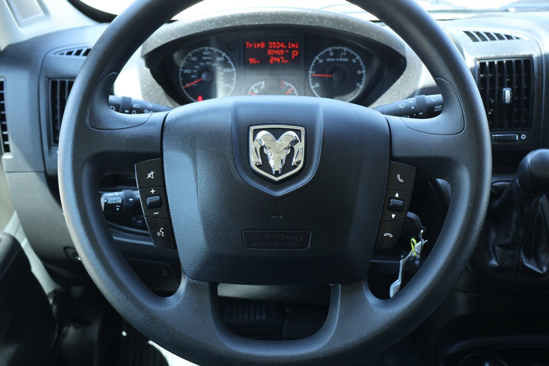 Used 2021 RAM ProMaster 1500 FWD image 3