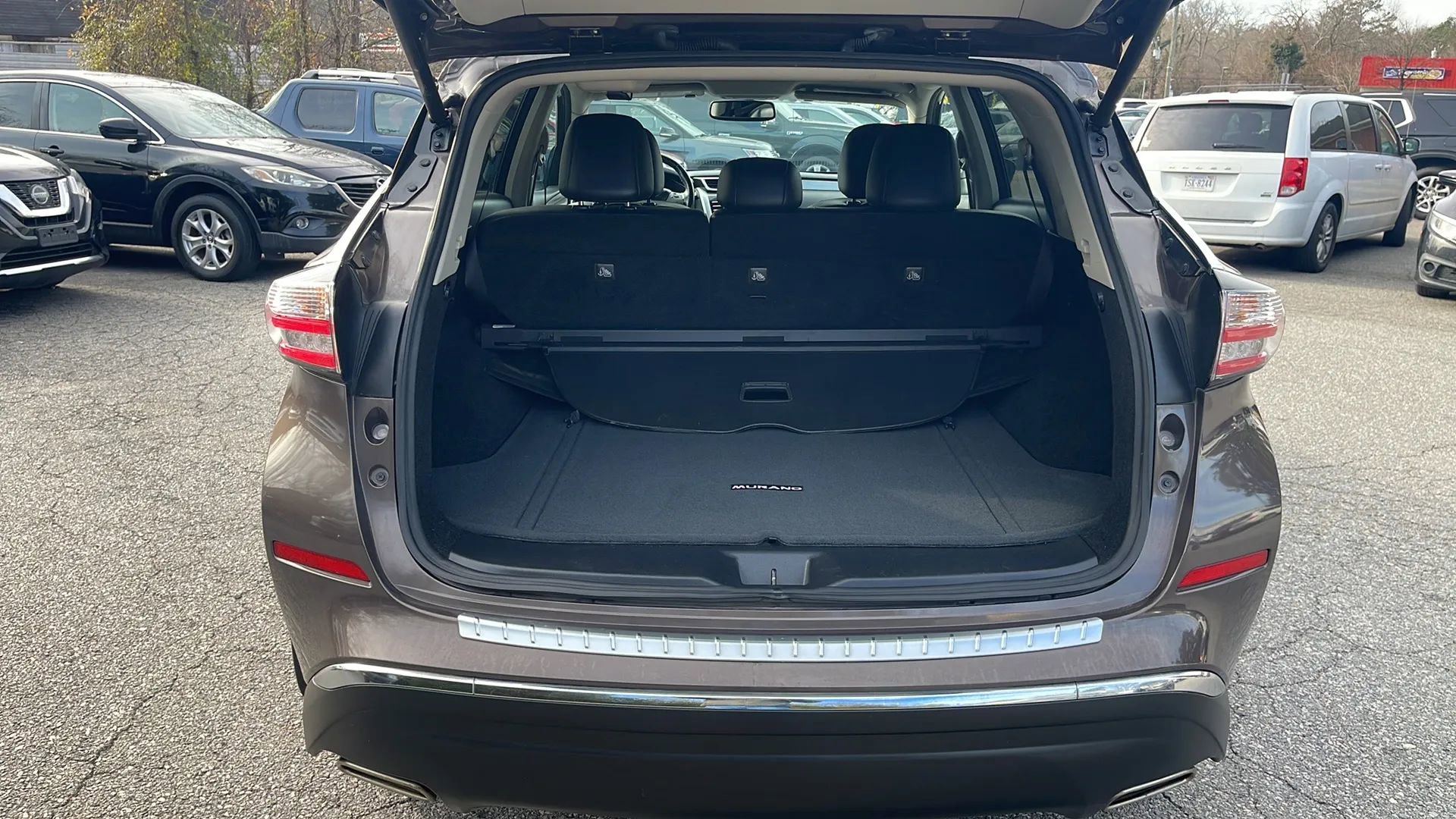 Used 2018 Nissan Murano Platinum w/ Cargo Package image 13