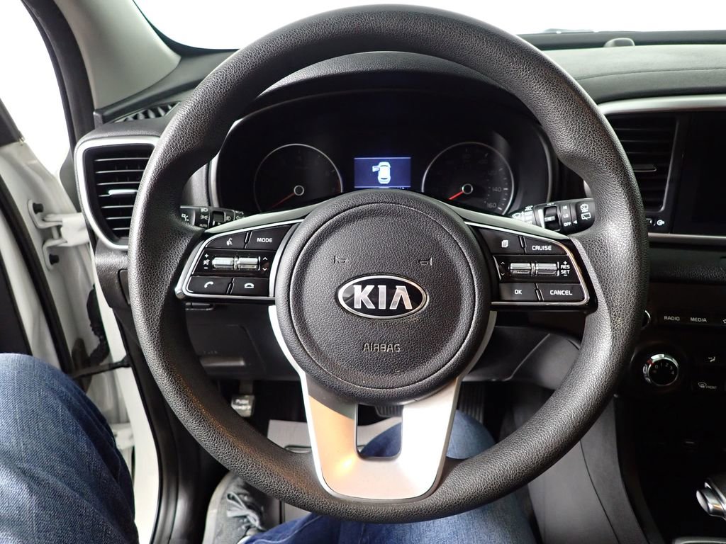 Used 2020 Kia Sportage LX image 23