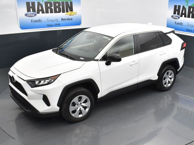 Used 2022 Toyota RAV4 LE image 24