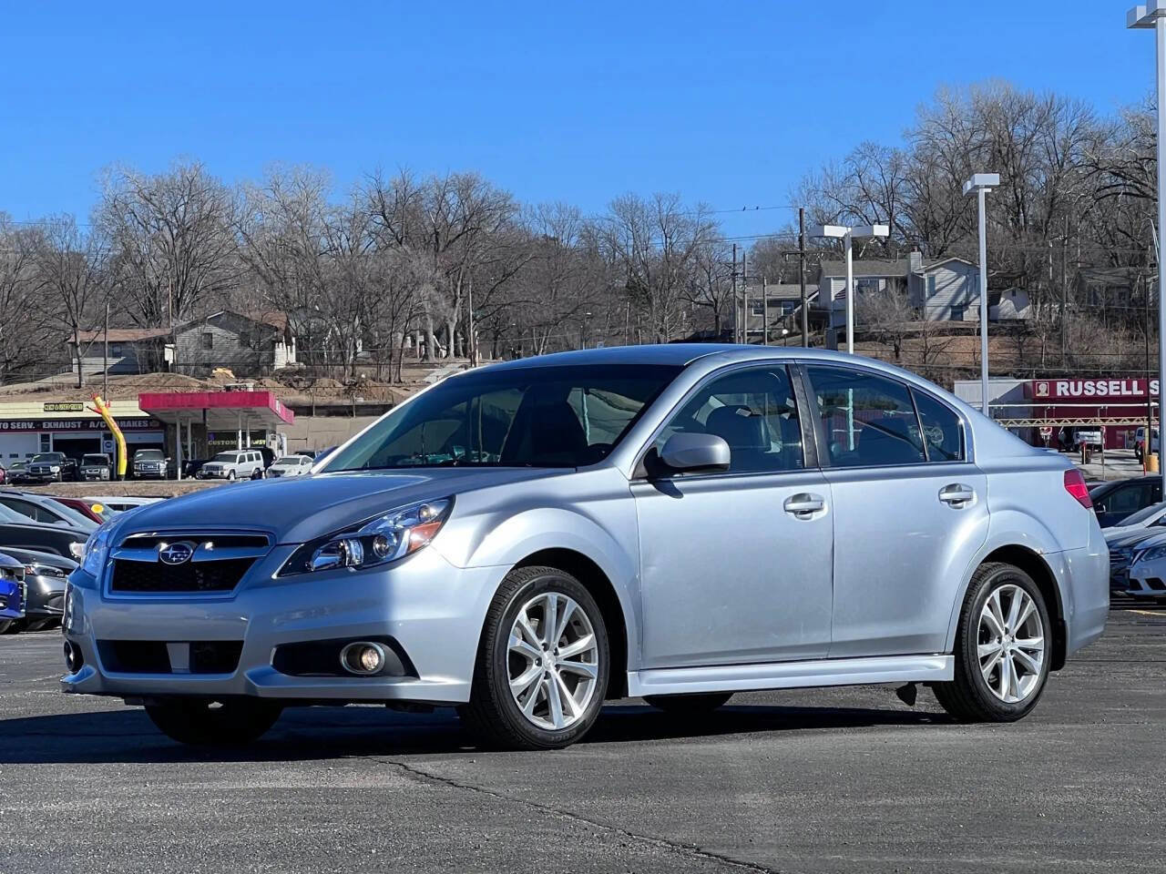 Used 2013 Subaru Legacy 2.5i Limited AWD/4WD image 3