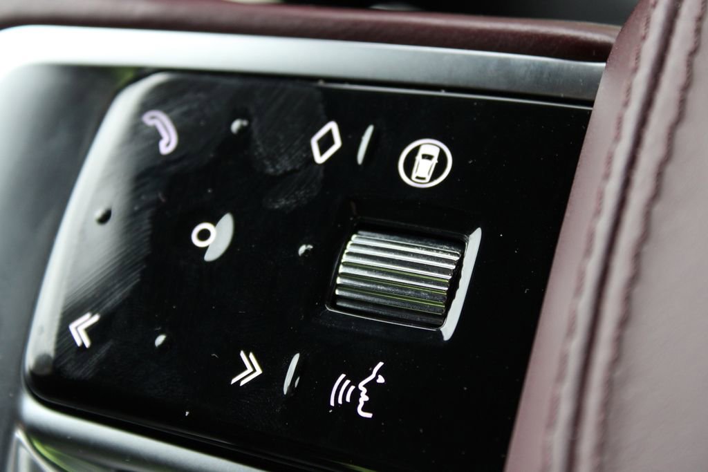 Used 2024 Land Rover Range Rover SE AWD/4WD image 16