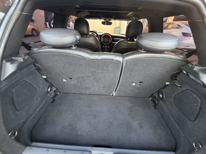 Used 2018 MINI Cooper John Cooper Works w/ Premium Package FWD image 20