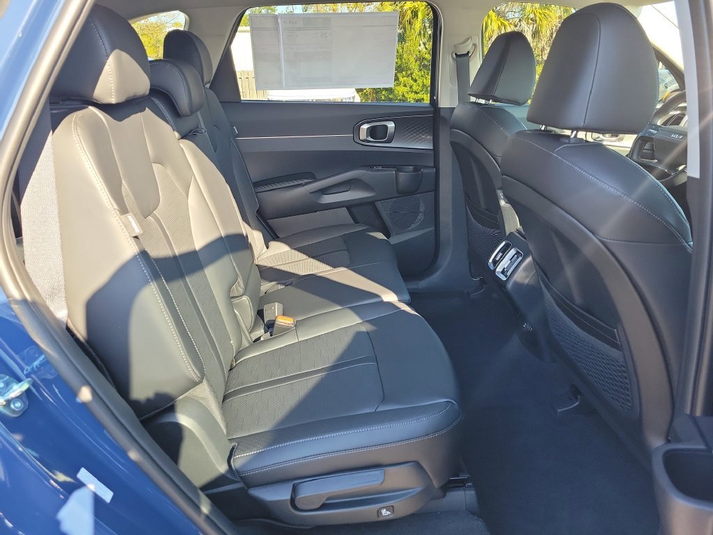 New 2026 Kia Sorento S AWD/4WD image 12