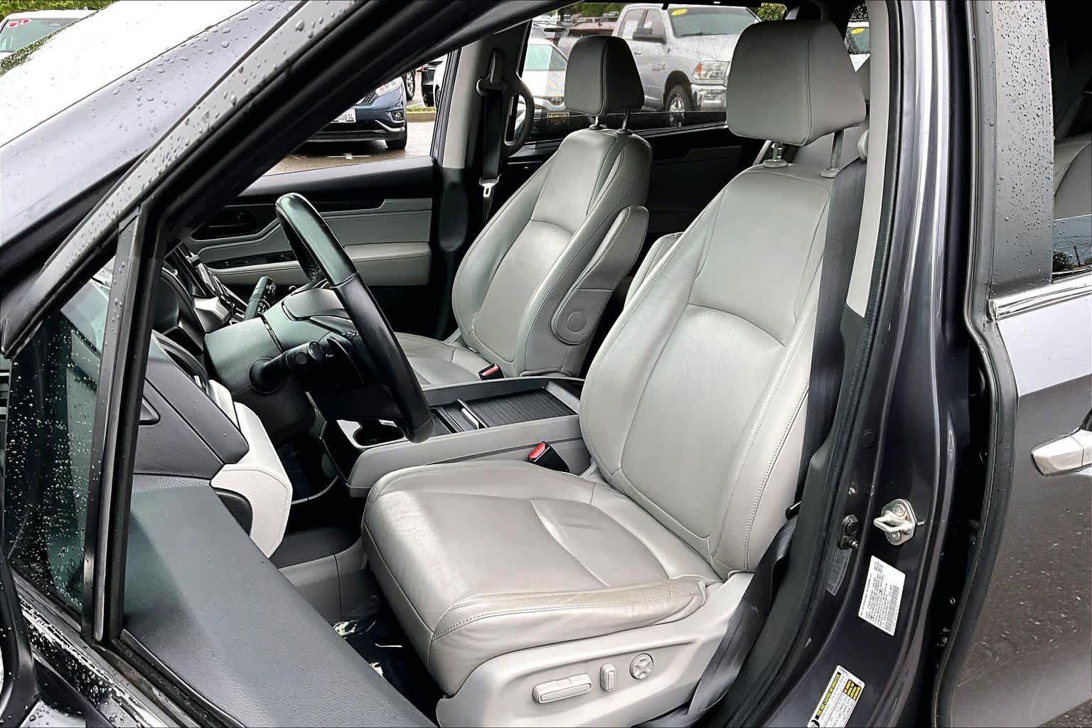 Used 2019 Honda Odyssey EX-L image 7