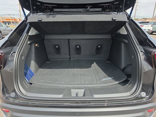 New 2026 Chevrolet Trax LT w/ Driver Confidence Package image 15