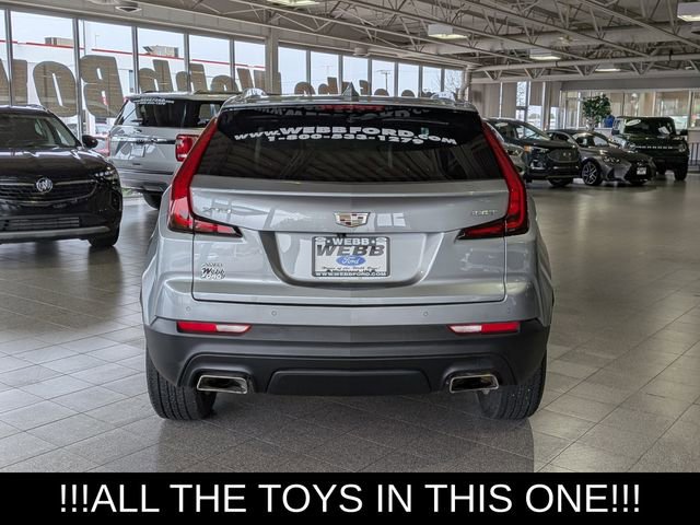 Used 2023 Cadillac XT4 Luxury w/ Cold Weather Package AWD/4WD image 7
