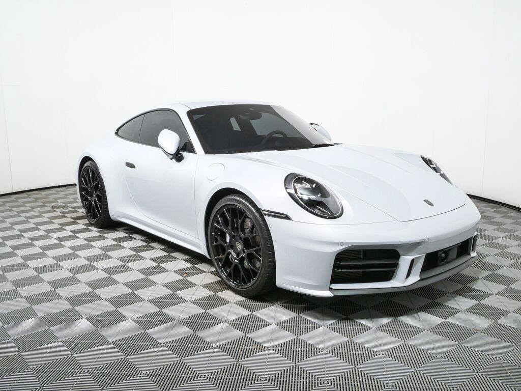 Certified 2025 Porsche 911 Carrera RWD image 23