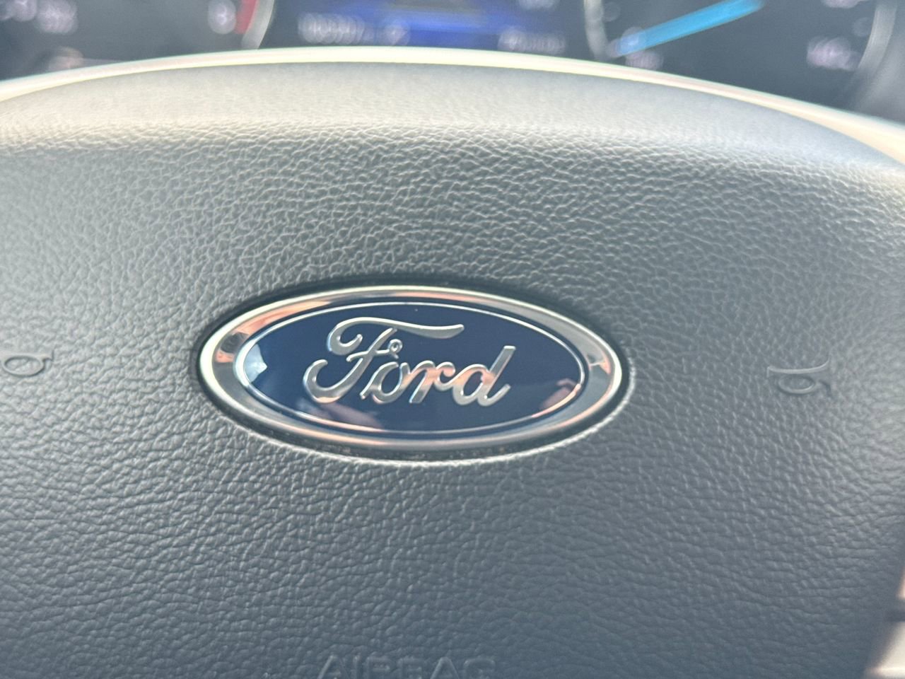 Used 2022 Ford Explorer Limited w/ Equipment Group 301A image 31