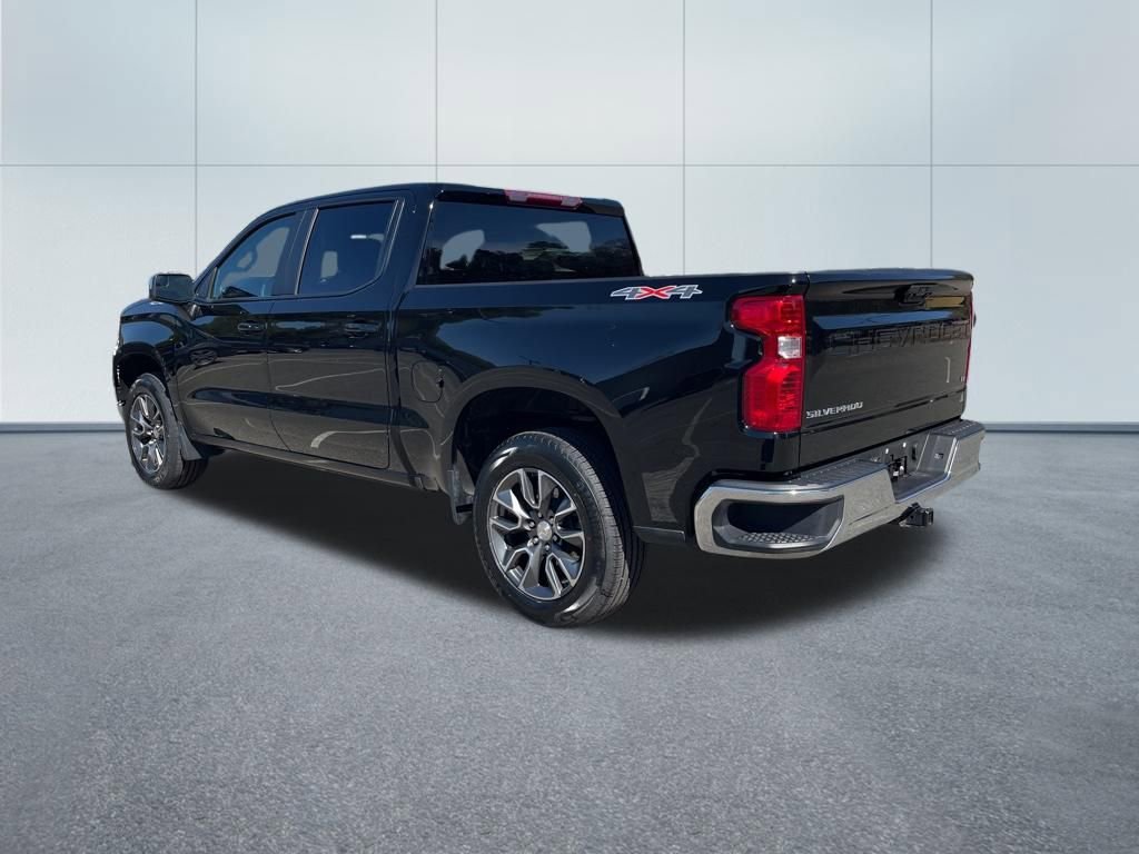 Used 2024 Chevrolet Silverado 1500 LT image 7